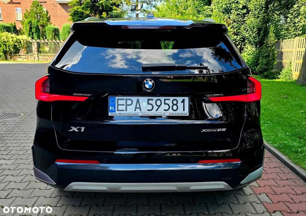 BMW X1 xDrive25i xLine - 4