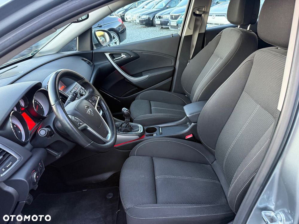 Opel Astra 2.0 CDTI DPF Design Edition - 3