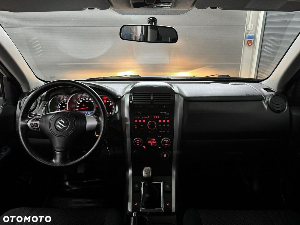 Suzuki Grand Vitara - 12