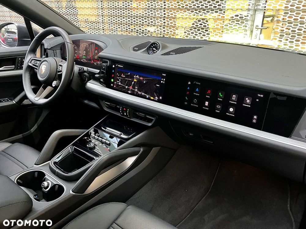 Porsche Cayenne - 18