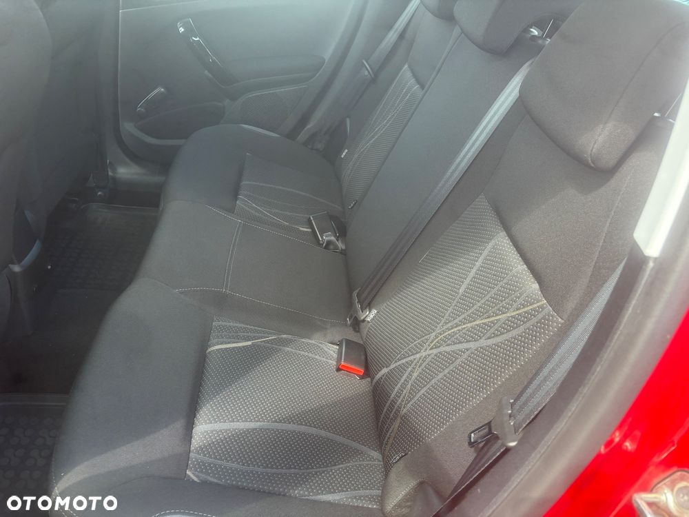 Peugeot 208 1.2 PureTech Active - 28