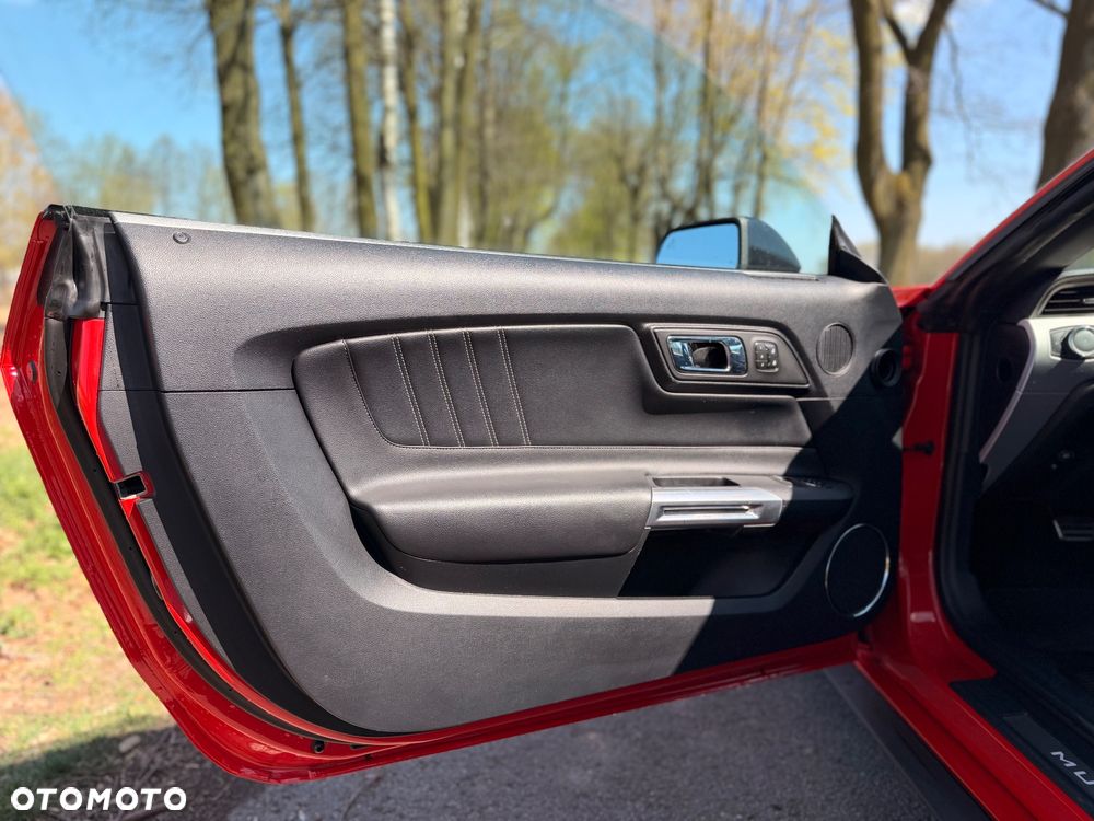 Ford Mustang 5.0 V8 GT - 13