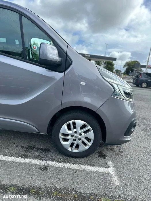 Renault Trafic - 2