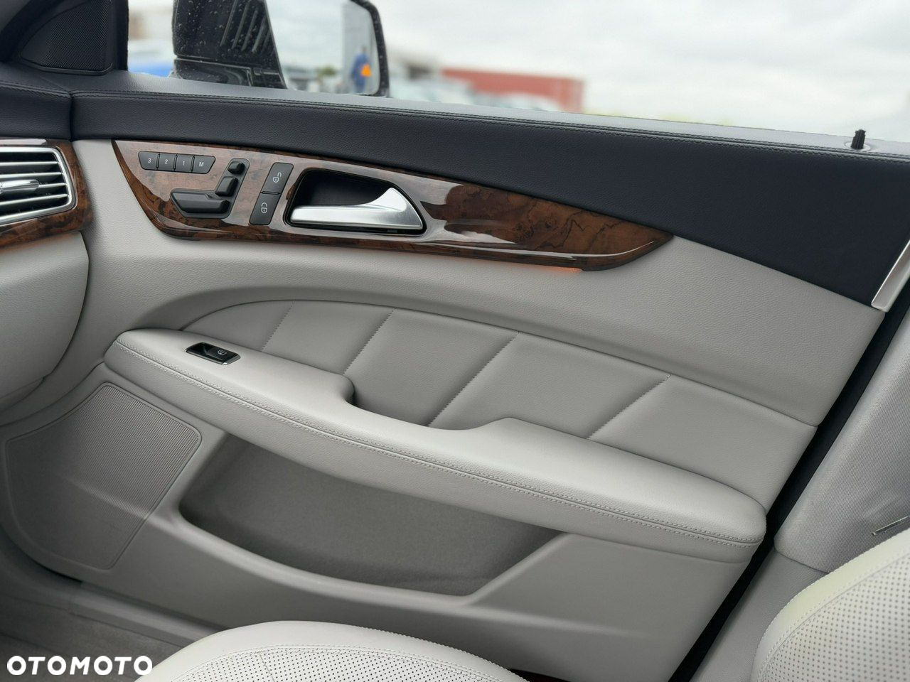 Mercedes-Benz CLS Shooting Brake 350 BlueEFFICIENCY 7G-TRONIC - 26