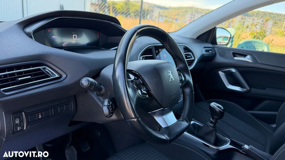Peugeot 308 - 19