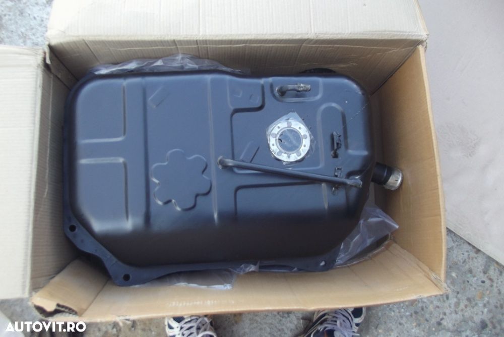 Rezervor Suzuki Samurai NOU rezervor Suzuki SJ 413 SJ410 rezervoare - 2