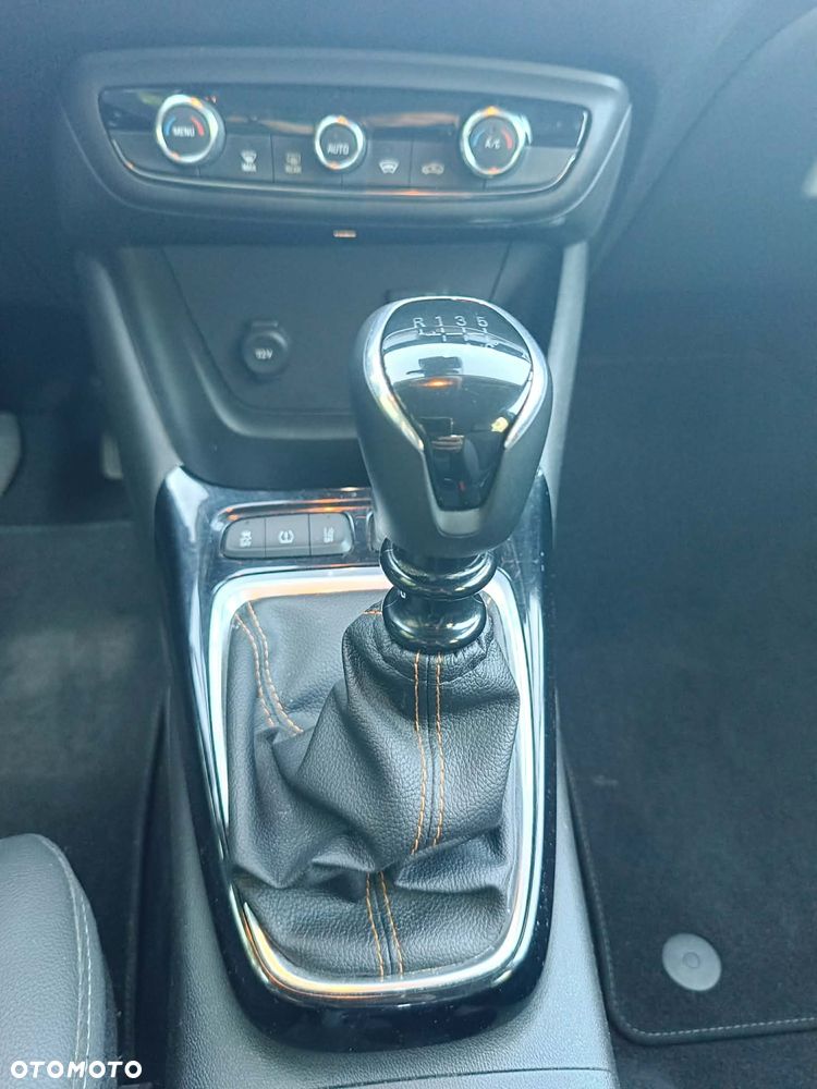 Opel Crossland X - 6