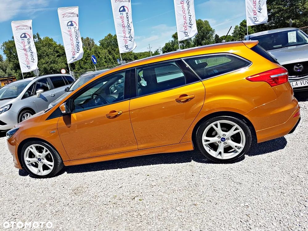 Ford Focus 1.0 EcoBoost Start-Stopp-System ST-LINE - 5