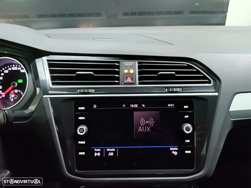 VW Tiguan 1.5 TSI Confortline - 16