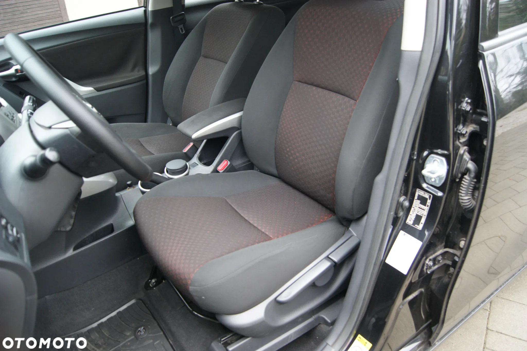 Toyota Verso 1.8 7-Sitzer Edition S - 19