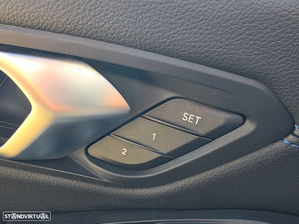 BMW 320 e Pack Desportivo M Auto - 41