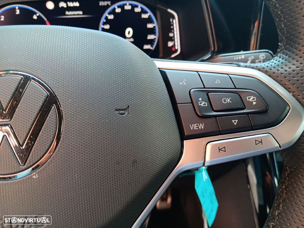 VW T-Roc 2.0 TDI R-Line DSG - 17