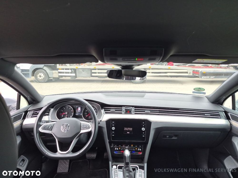 Volkswagen Passat 1.5 TSI EVO Elegance DSG - 2