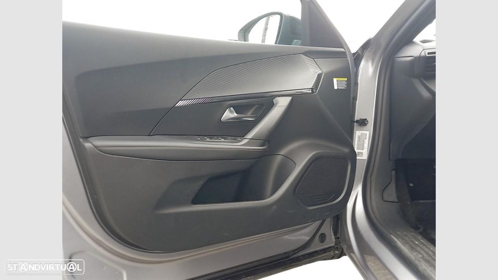 Peugeot 2008 - 12
