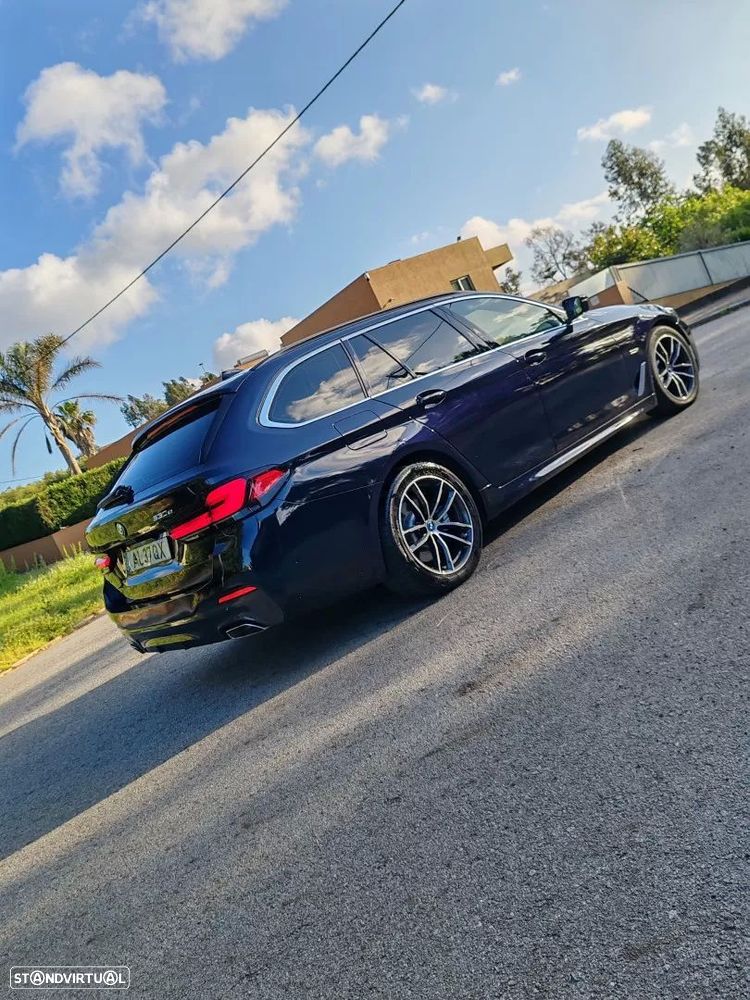 BMW 530 e Pack Desportivo M - 11