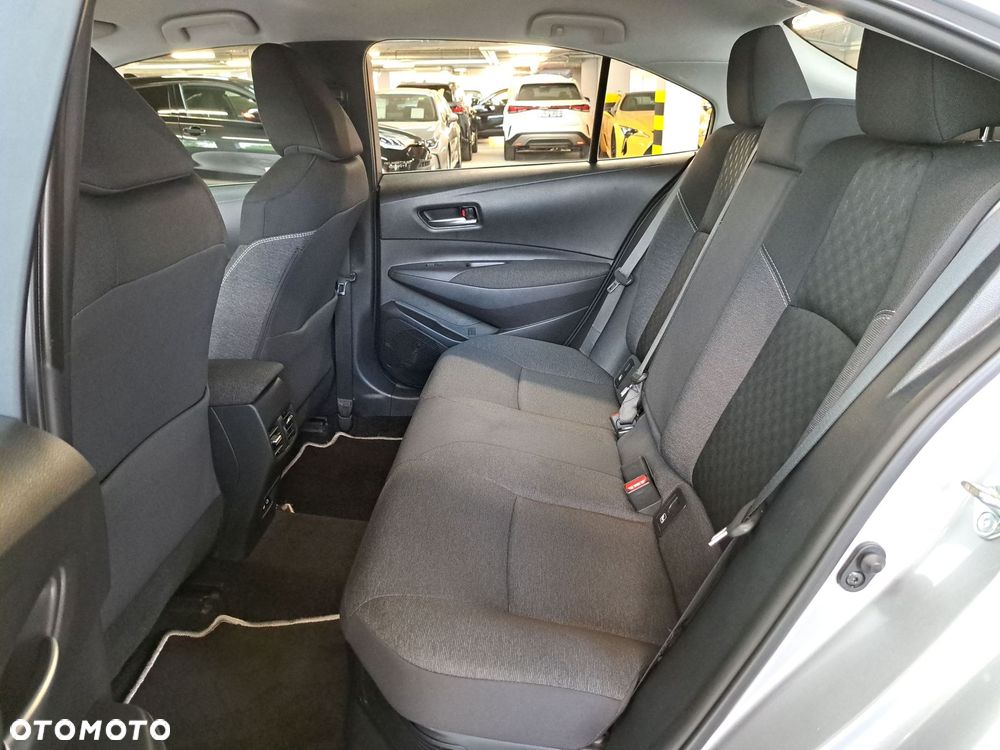 Toyota Corolla 1.8 Hybrid Comfort - 13