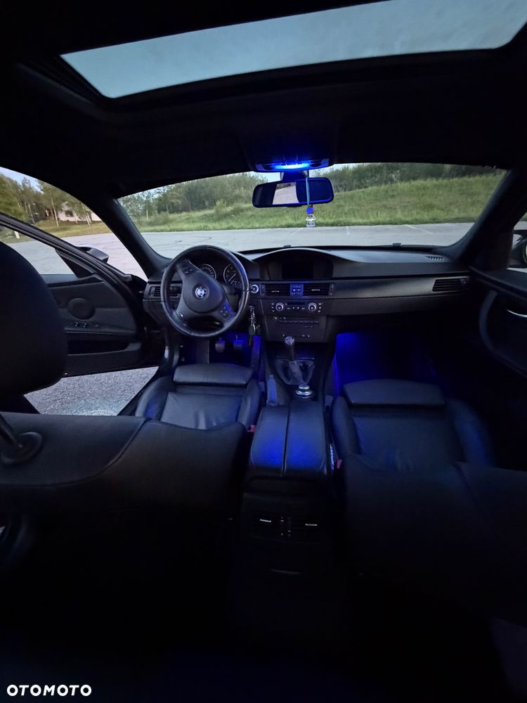 BMW Seria 3 320i Edition Sport - 13