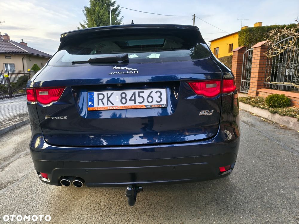Jaguar F-Pace ver-20d-awd-prestige - 5