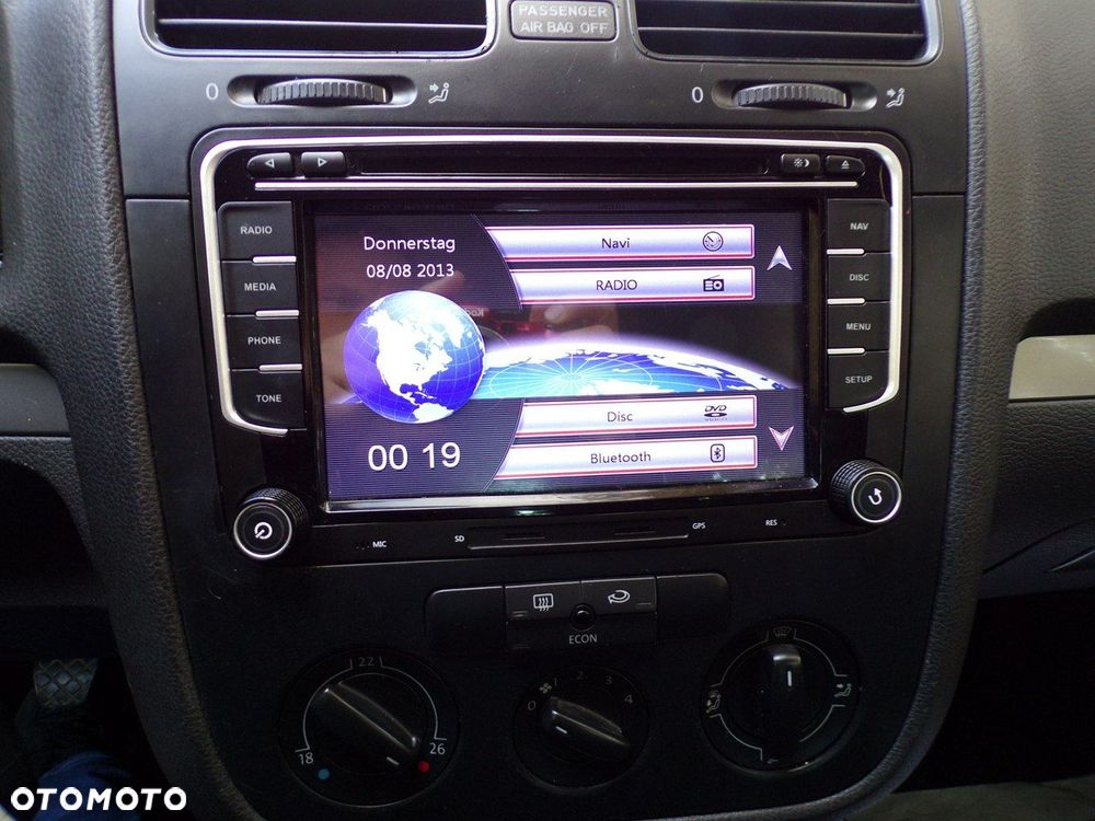 Volkswagen Golf - 18