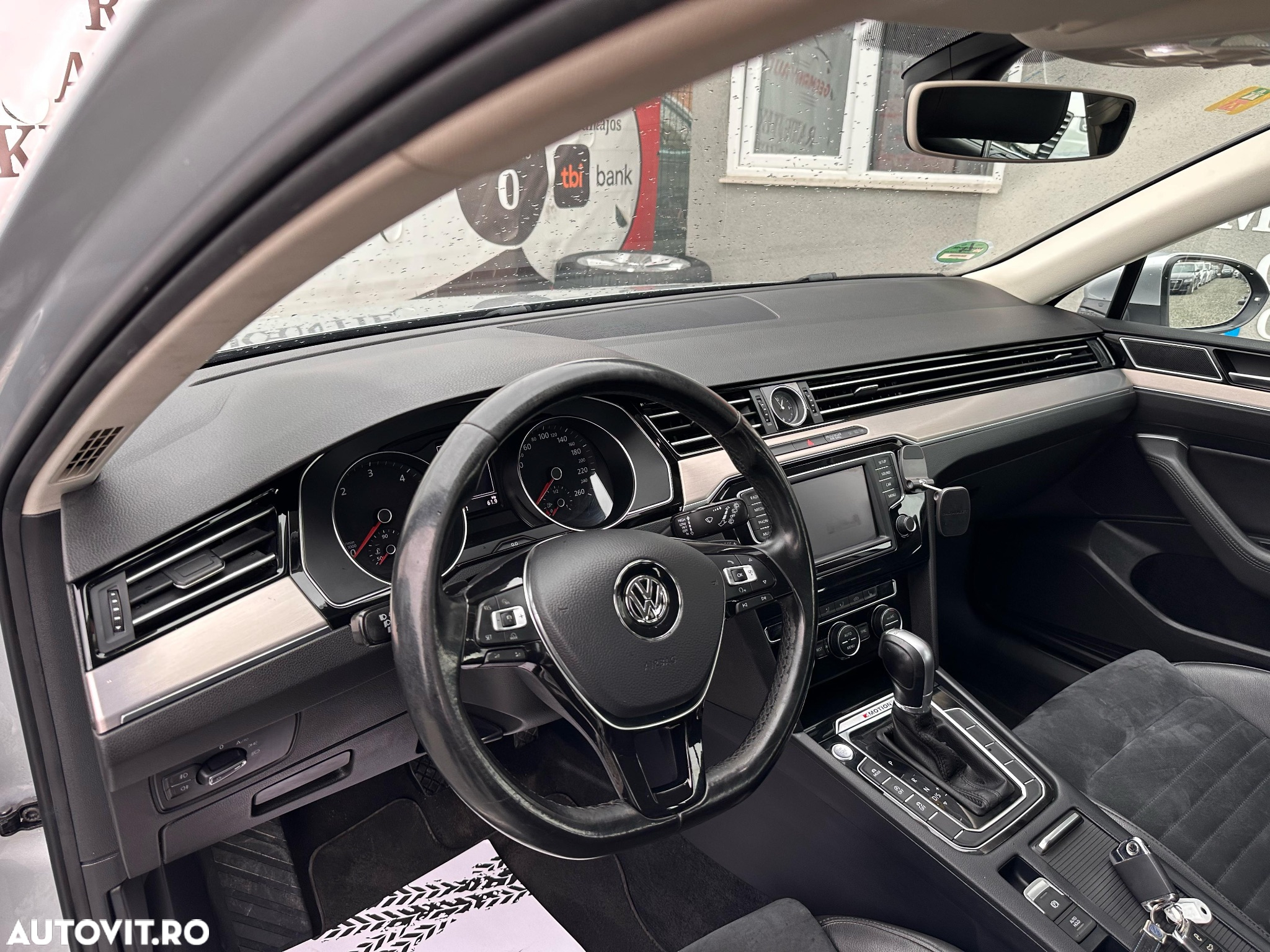 Volkswagen Passat 2.0 TDI DSG 4Motion Highline - 10