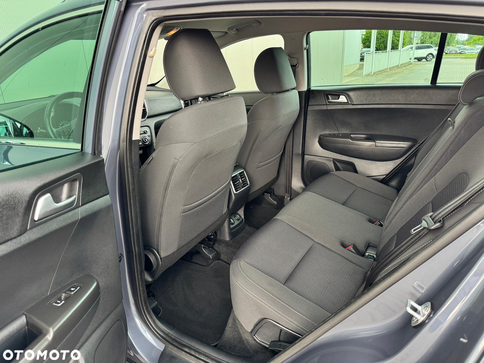 Kia Sportage 1.6 GDI 2WD DREAM-TEAM EDITION - 6