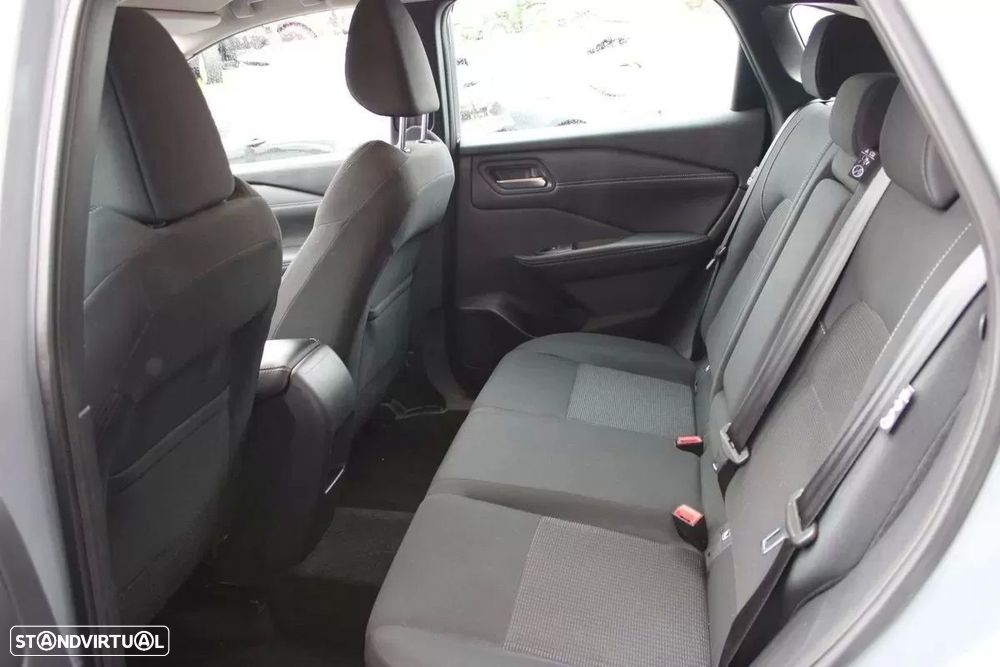 Nissan Qashqai 1.3 DIG-T N-GO Xtronic - 7