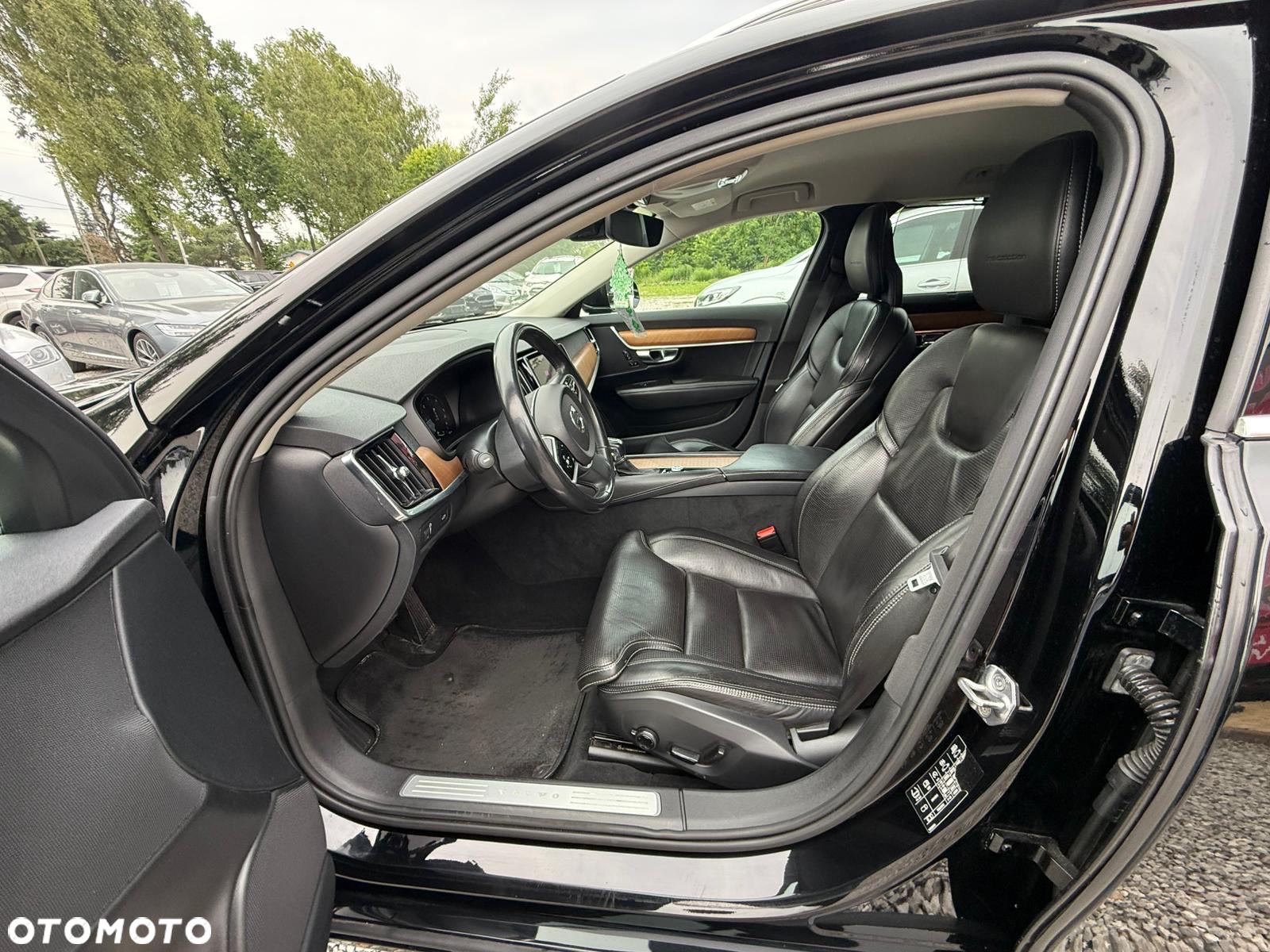 Volvo V90 D4 Inscription - 9