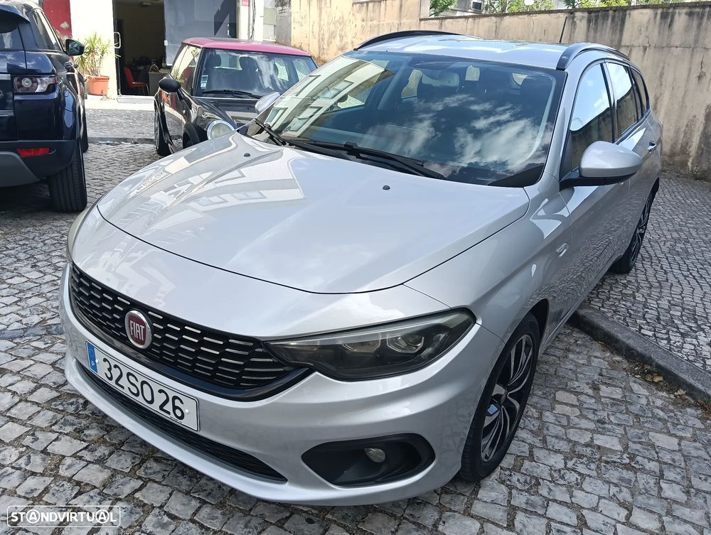 Fiat Tipo Station Wagon 1.3 M-Jet Lounge Tech J17 - 25