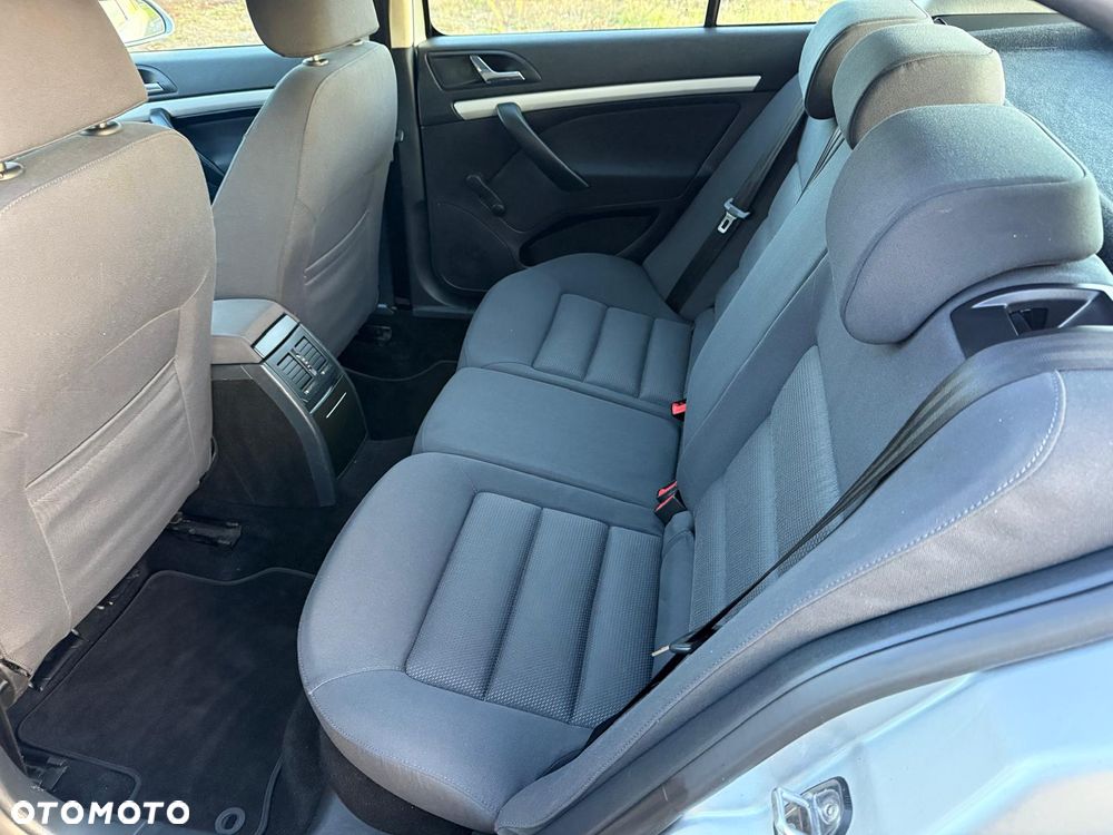 Skoda Octavia 1.6 Active - 18