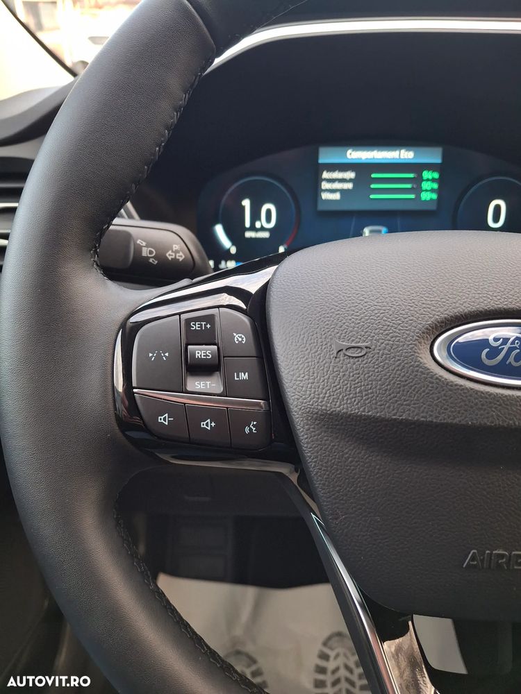 Ford Kuga 1.5 EcoBoost A8 FWD Titanium - 18