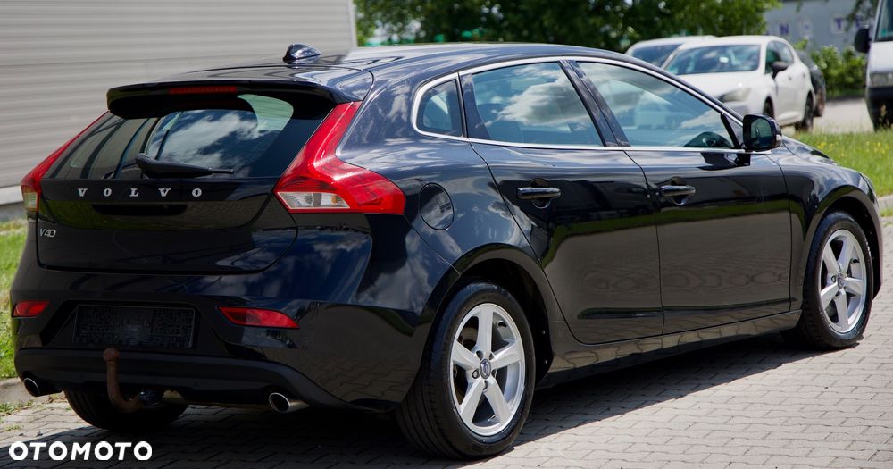 Volvo V40 D3 Momentum - 13