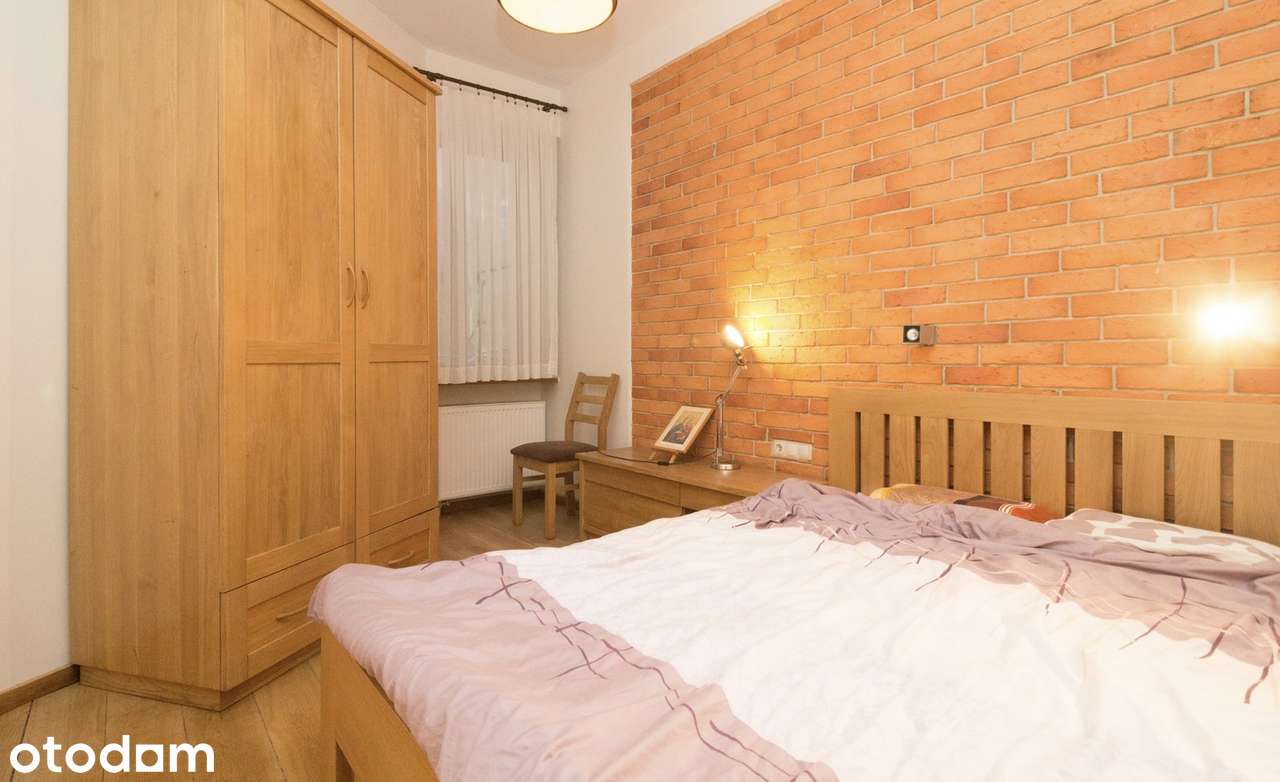 2 pok w kamienicy 50 m2 | Poczta Gł, Stare Miasto ul. Zyblikiewicza