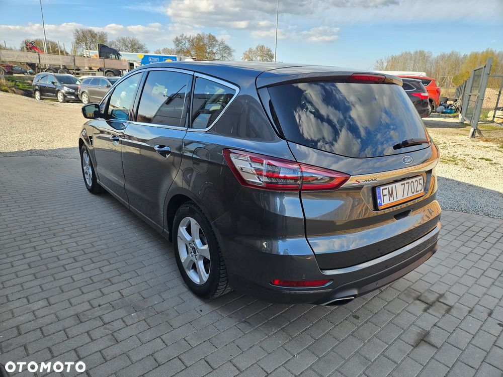 Ford S-Max 2.0 TDCi Titanium PowerShift - 9
