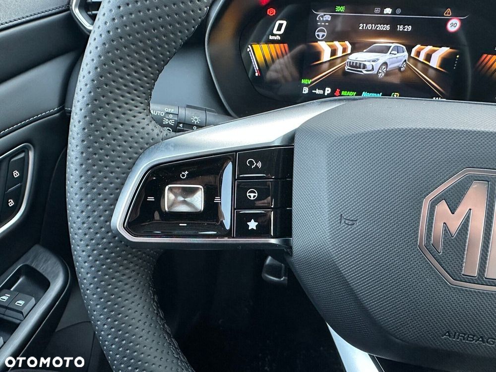 MG ZS Hybrid+ - 21