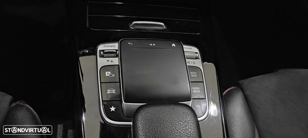 Mercedes-Benz A 180 d AMG Line Aut. - 35