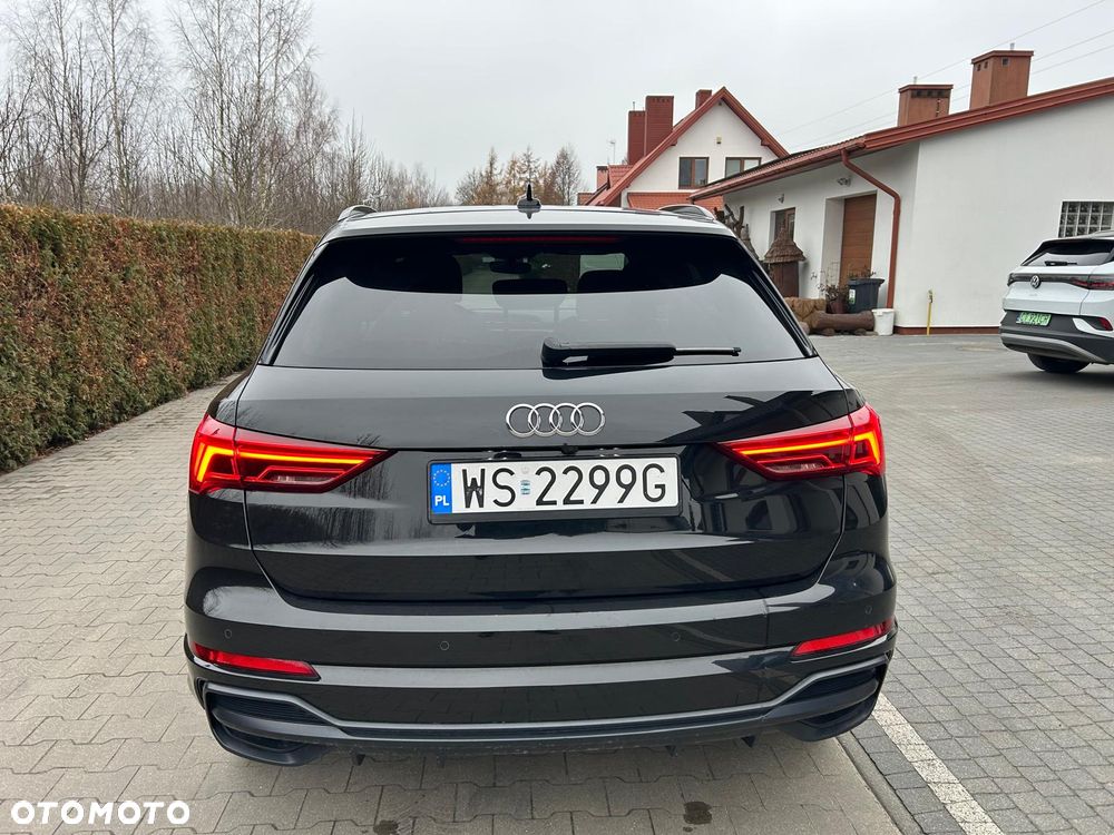 Audi Q3 45 TFSI Quattro S tronic S line - 2