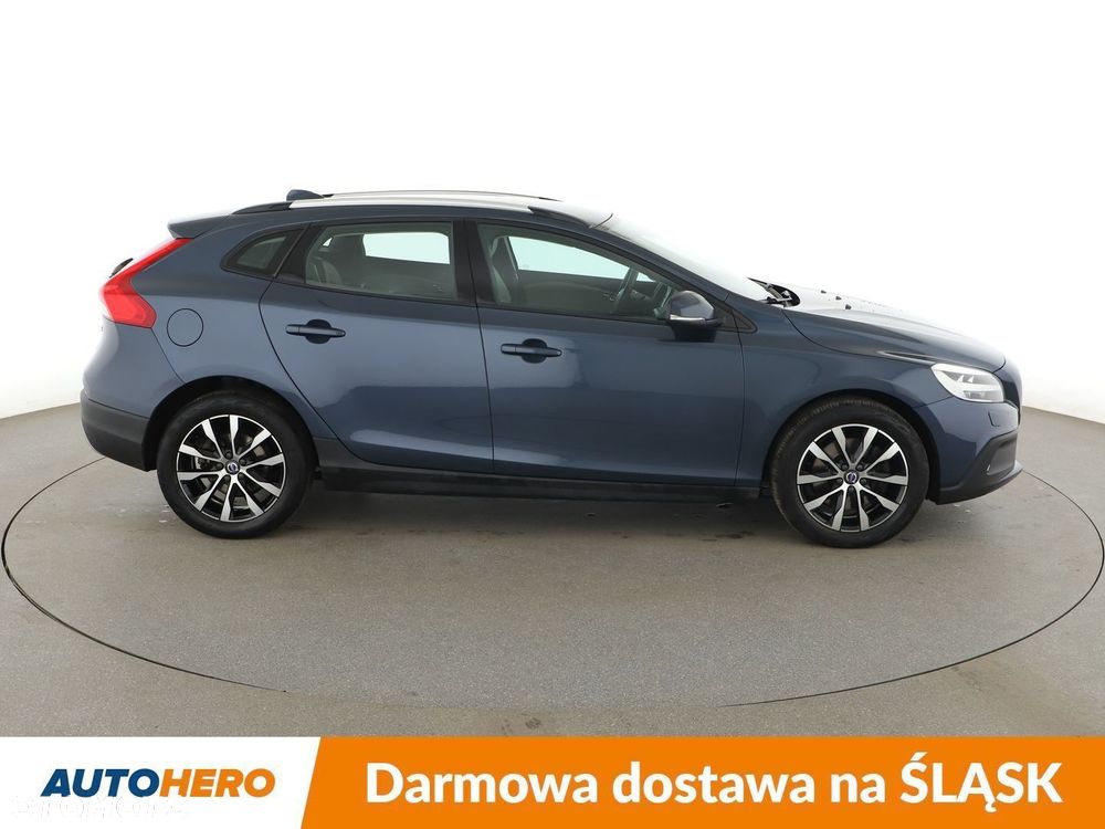 Volvo V40 Cross Country - 7
