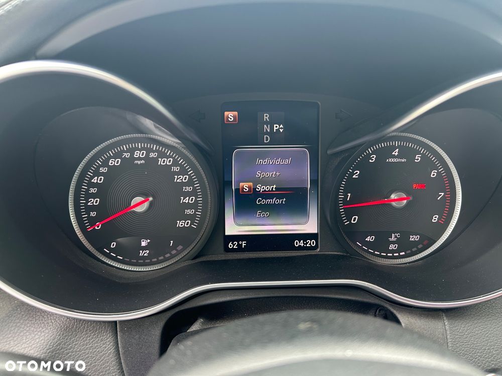 Mercedes-Benz Klasa C 300 7G-TRONIC AMG Line - 18