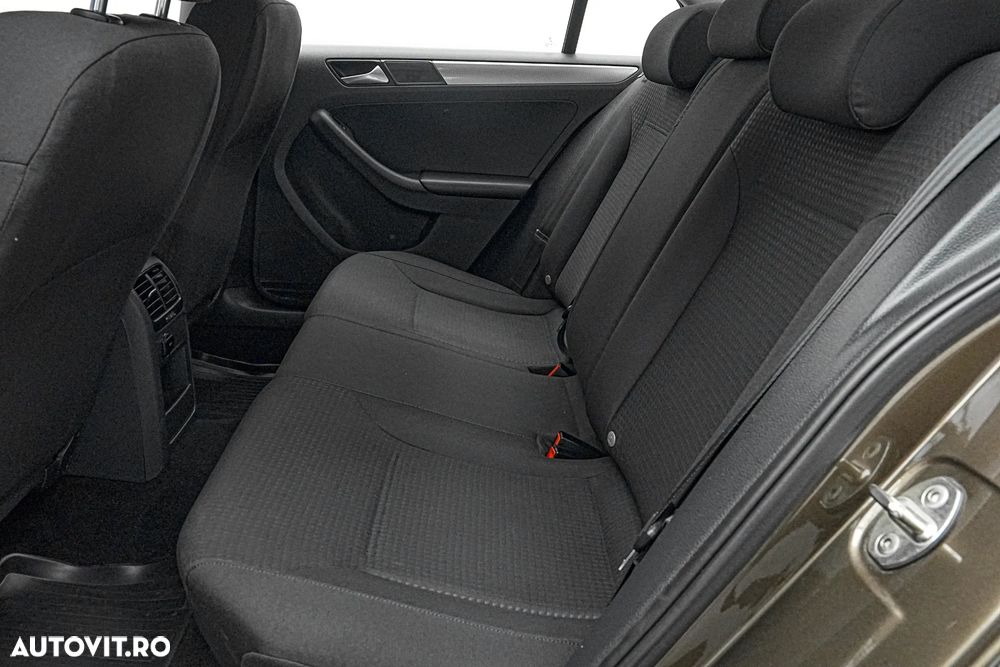 Volkswagen Jetta 2.0 TDI BlueMotion Technologie Allstar - 15