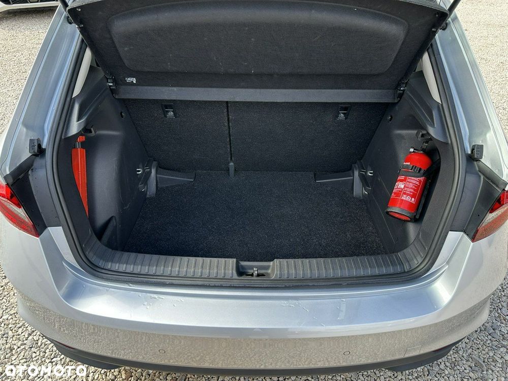 Skoda Fabia 1.0 Ambition - 11
