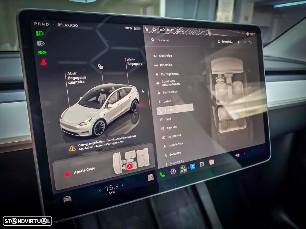 Tesla Model Y Long Range Dual Motor AWD - 31