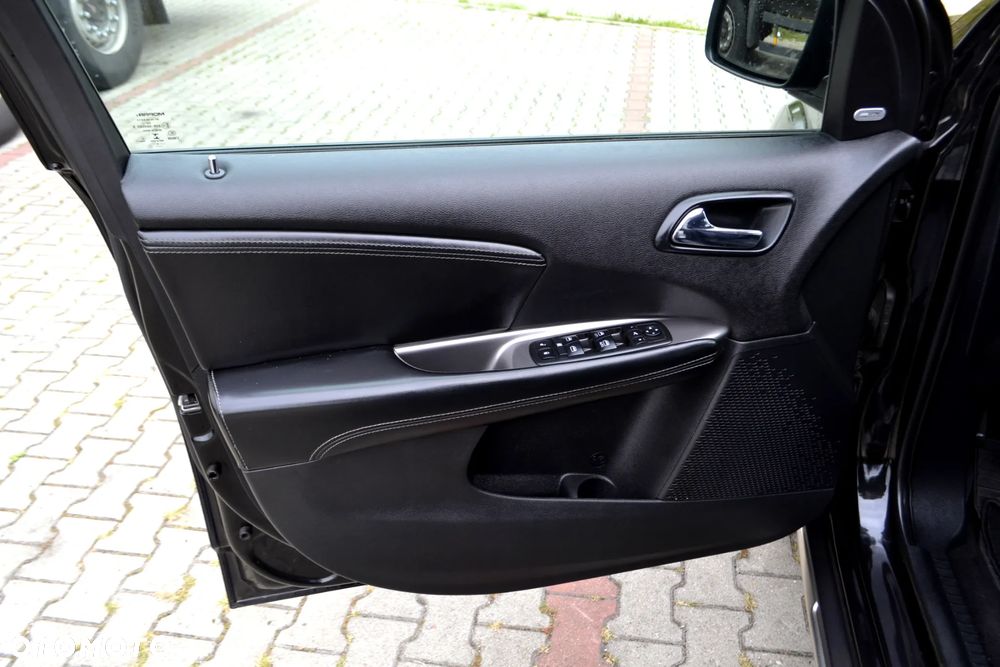 Fiat Freemont 2.0 Multijet Cross AWD - 14