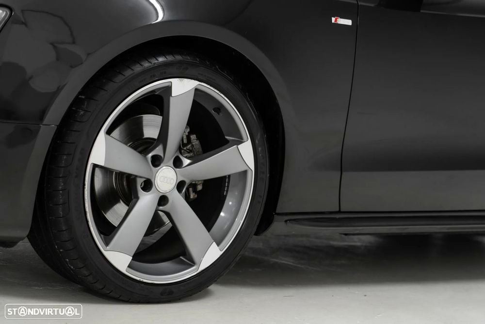 Audi A5 Cabrio 2.0 TDi Multitronic - 24