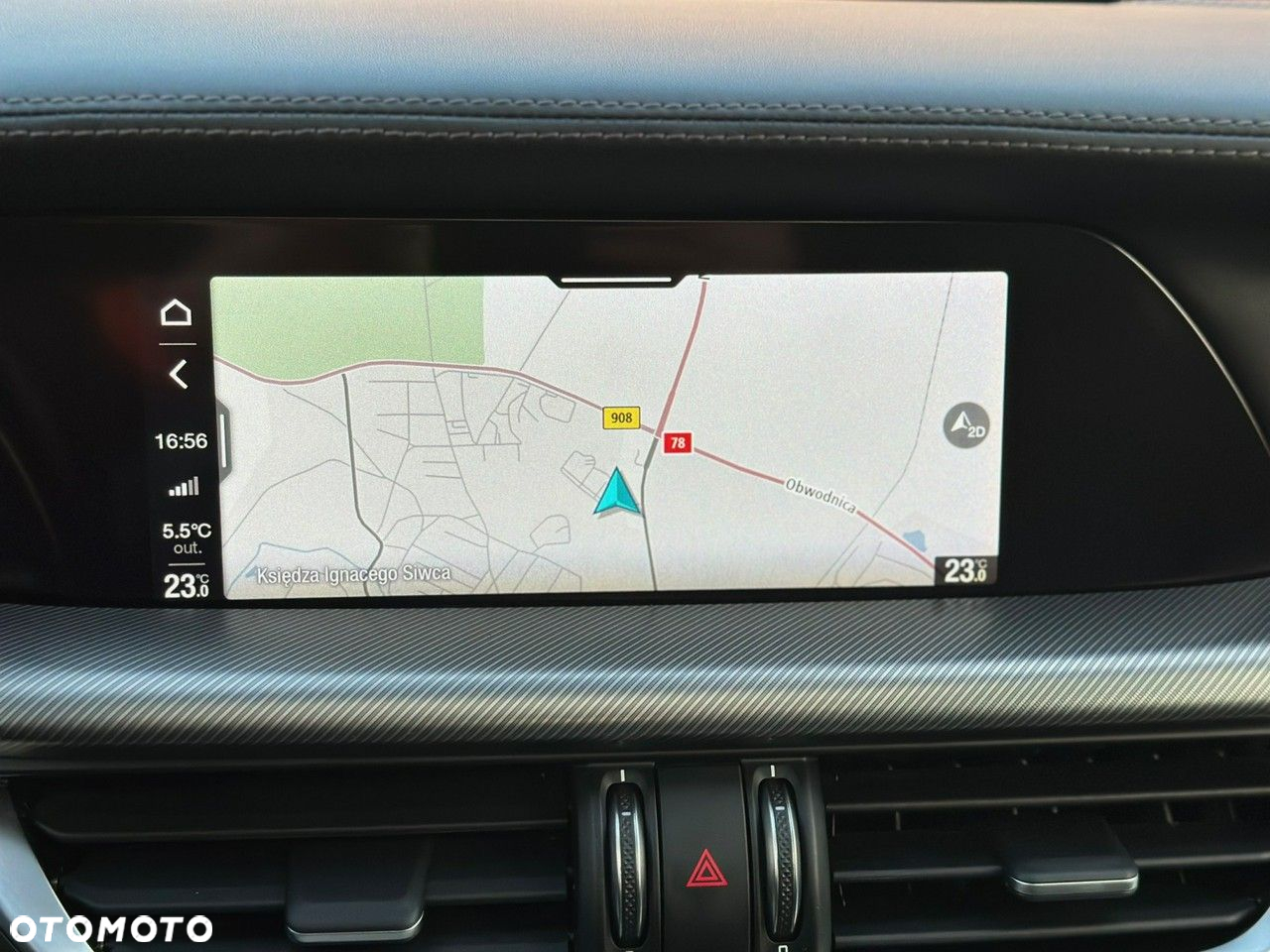 Alfa Romeo Stelvio 2.0 Turbo 16V AT8-Q4 Super - 27