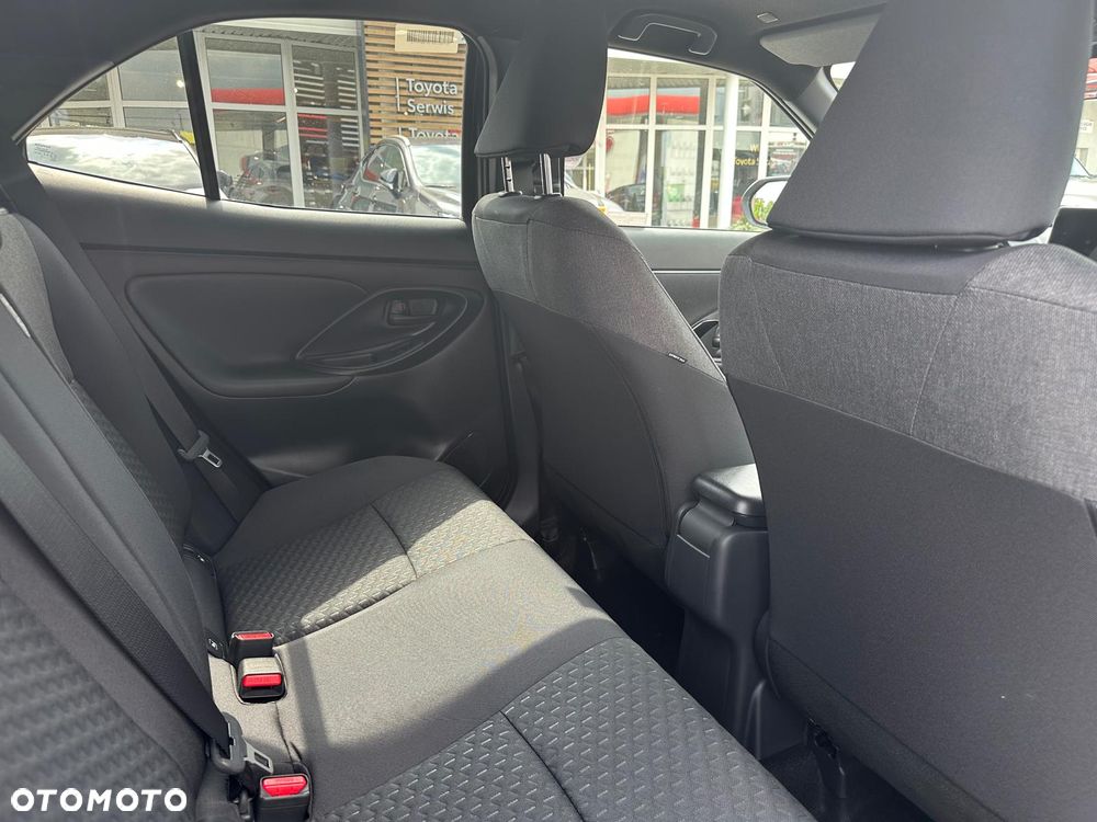 Toyota Yaris Cross - 24