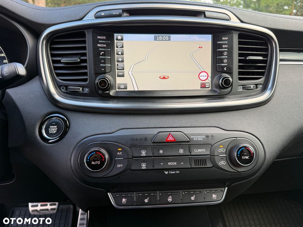 Kia Sorento 2.2 CRDi AWD GT Line - 22