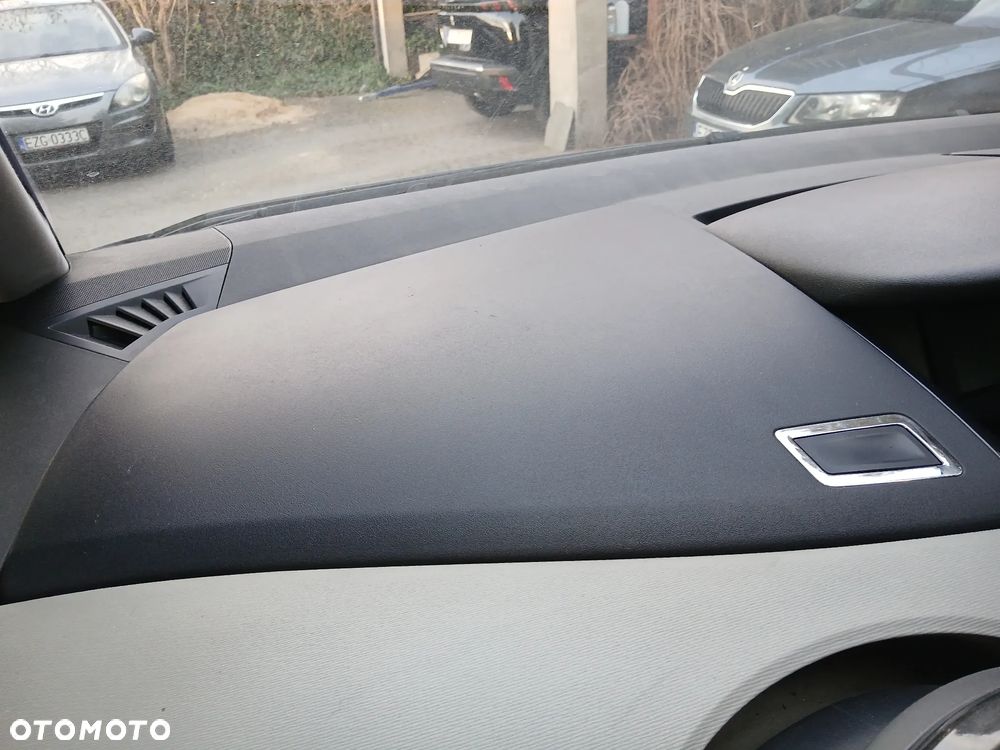 Citroën C4 Picasso - 16