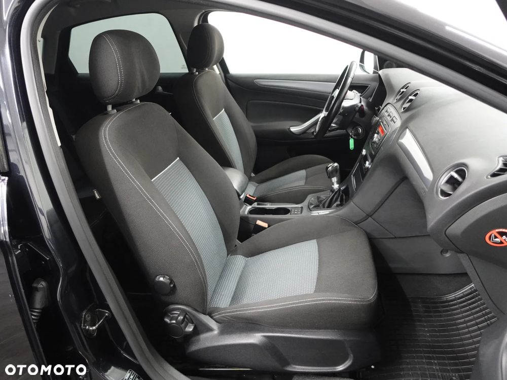 Ford Mondeo 1.6 TDCi Trend - 27