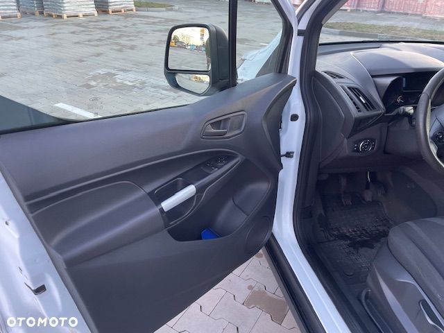 Ford Transit Connect - 8