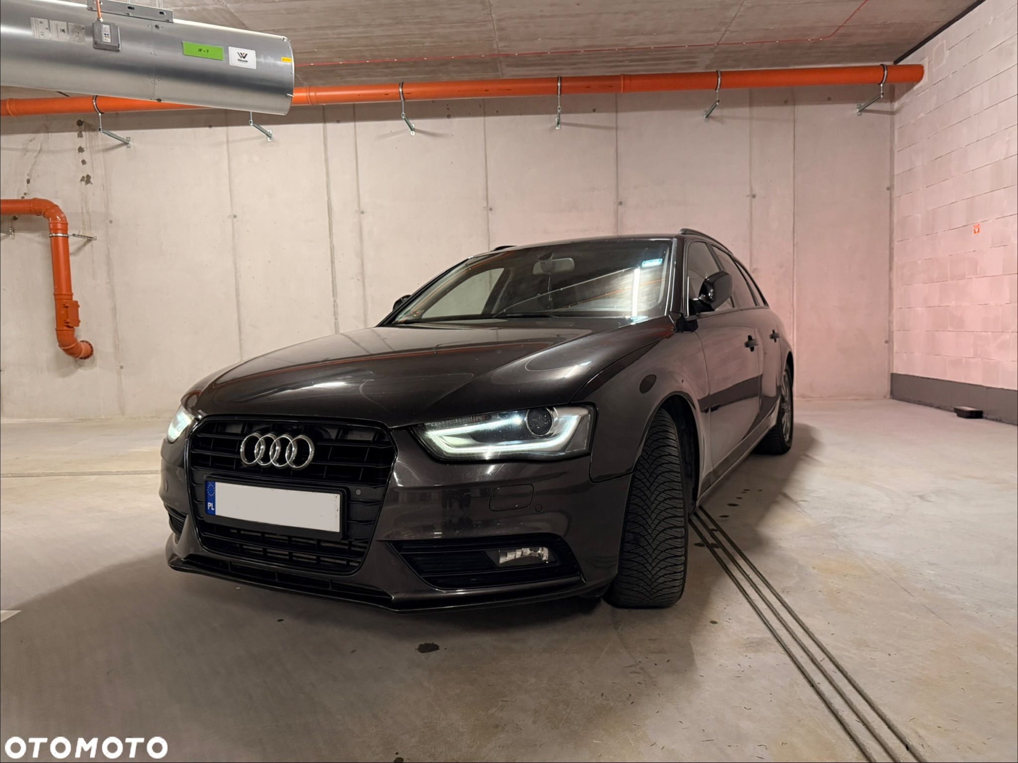 Audi A4 - 1